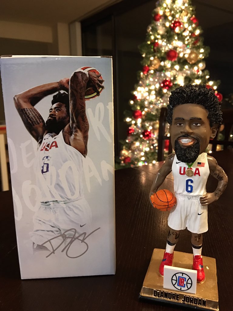 mykacraig's tweet photo. My @deandrejordan6 bobble head came in. @LAClippers ...this is great to add to my collection. #defenseIsLife DeAndre Jordan #NBAVote https://t.co/VxNBhZgEt6