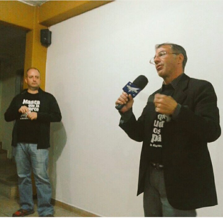 Grato recuerdo junto a <a href="/dveramatute/">David Vera Matute</a> y <a href="/algodecine/">Algo de Cine</a> en el 1er #cineforo realizado en <a href="/victoria1039fm/">Victoria FM</a> de <a href="/Hastafilm/">Hasta que la Muerte</a> #Aquinosetiralatoalla