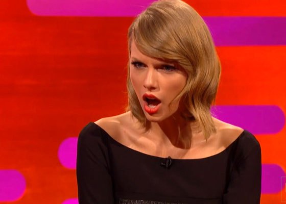 SwiftOnSCOTUS's tweet photo. The @theflabar out? @SCOTUSPlaces is going to love what comes next… because it’s torture 🎶 https://t.co/gF2sGRg6Bs https://t.co/x4heT7jlyG