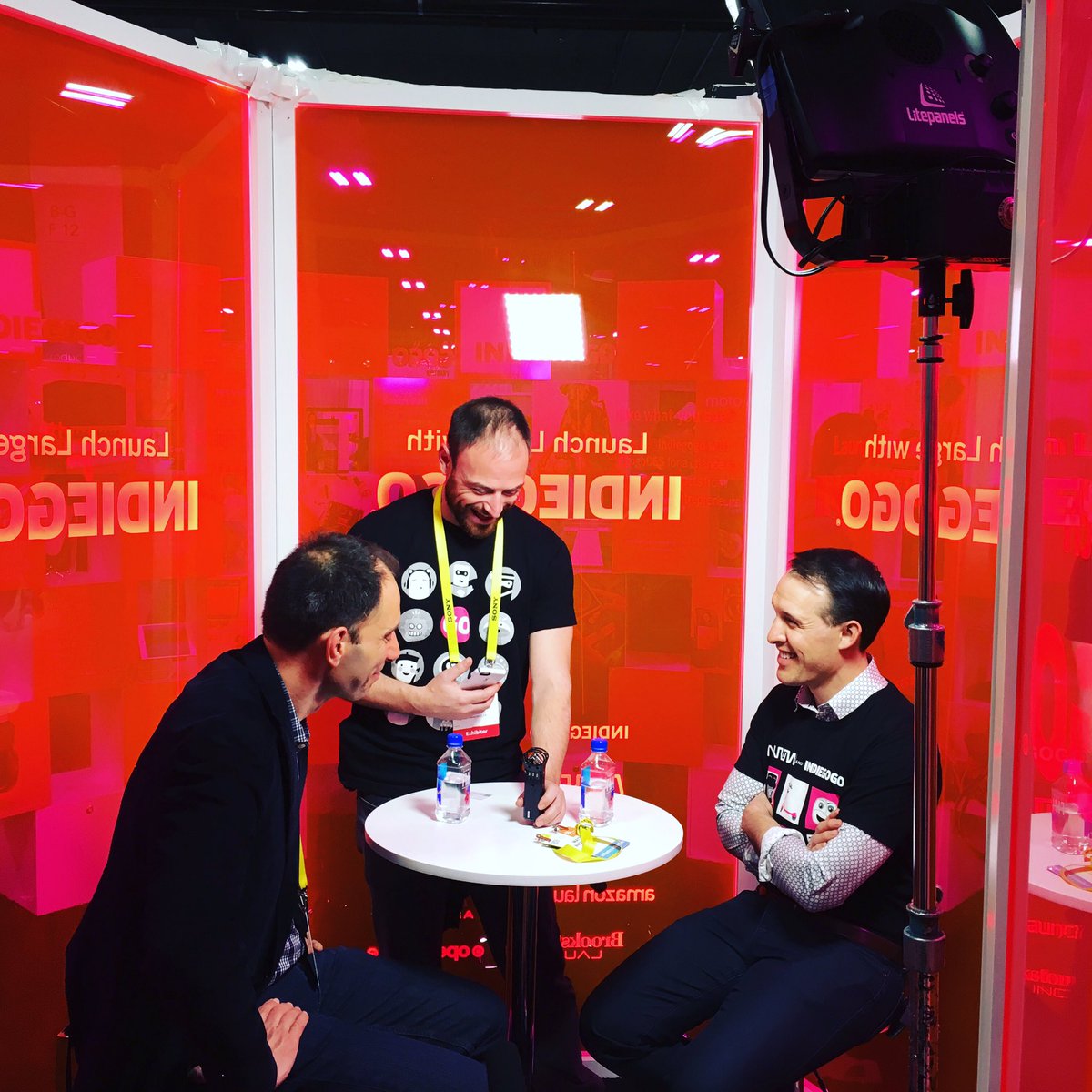 Arrow_dot_com's tweet photo. Back in the Pink Tank with our CDO Matt Anderson &amp; @Indiegogo's CEO David Mandelbrot. Listen in on @gotimepodcast #gogoarrow https://t.co/3f0BzzInKH
