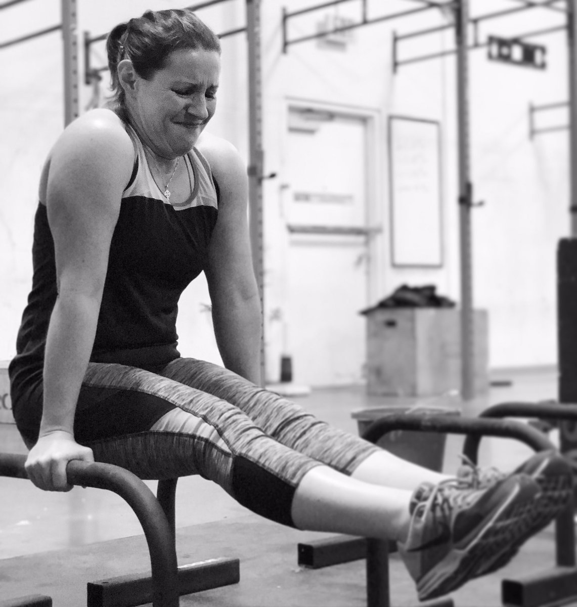 SouthVegasCF's tweet photo. Grit. Determination. And a whole lot of HEART! Great job Karie! #crossfit #lasvegas #getfit #fitnessjourney #fitness #healthy #fit #fitfam https://t.co/9Ob4wno2Pb
