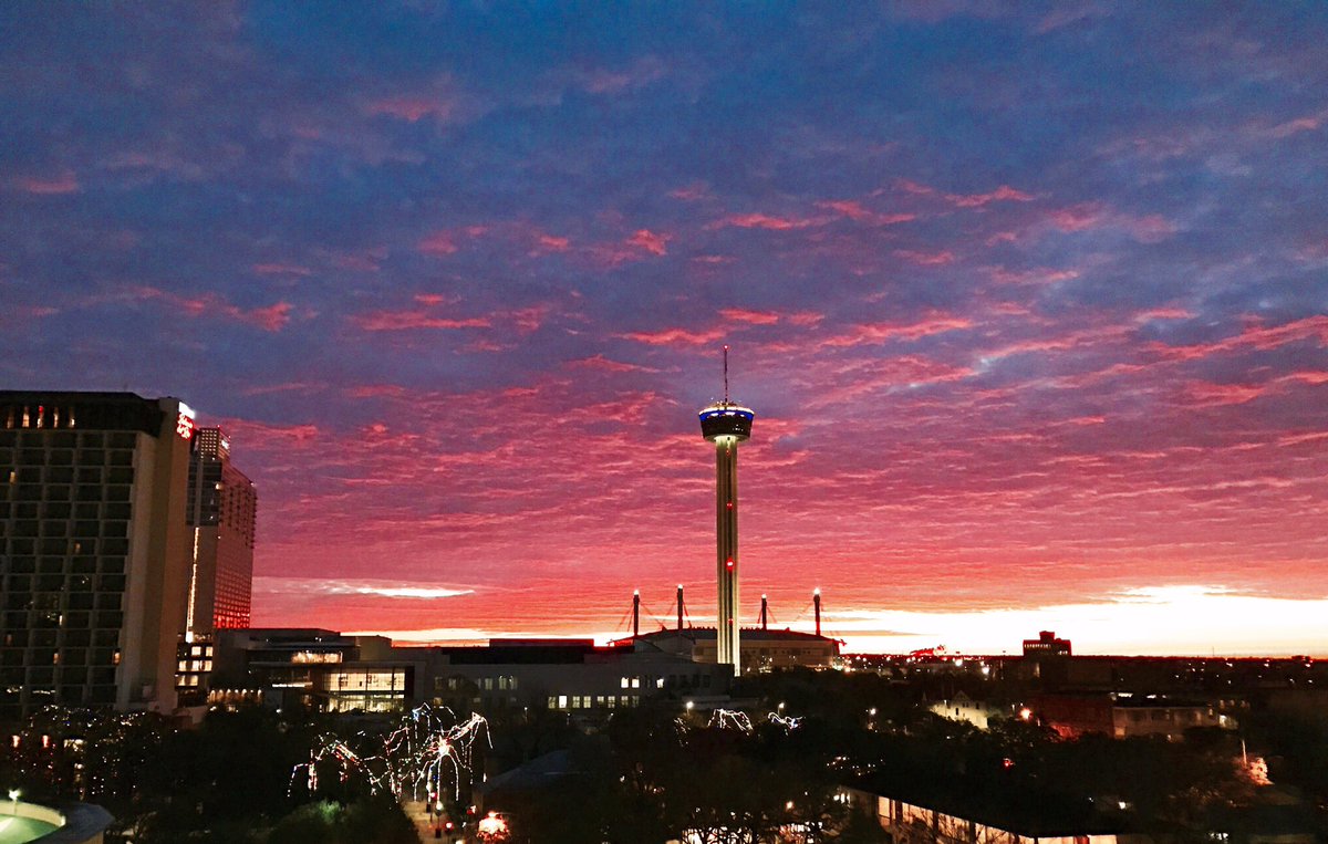 dgcphotos's tweet photo. 7am Downtown San Antonio https://t.co/SiPsh01GXM