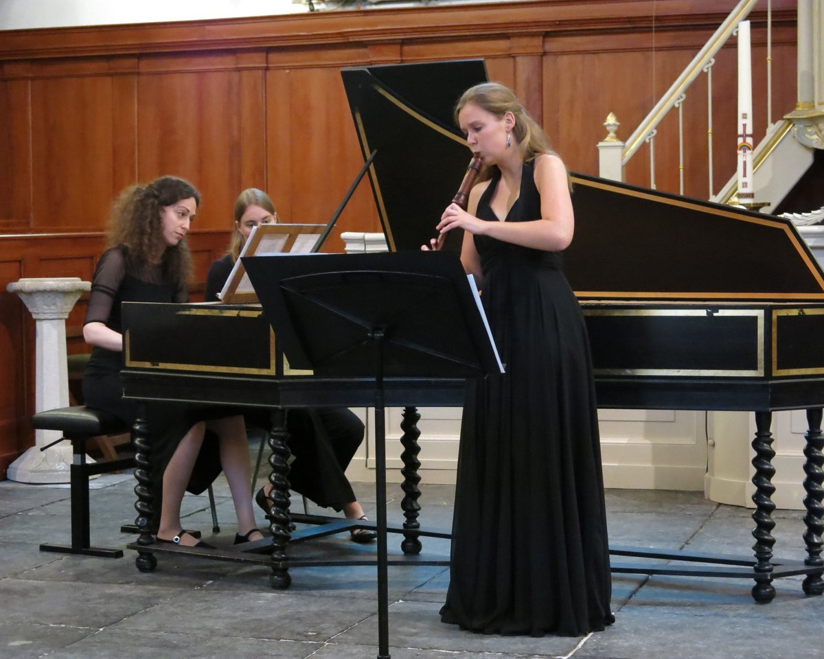 duyschot.nl/wp-content/upl…  - Nieuwsbrief met info over het concert van 21 januari 2017: Ilil Danin en Gerrieke Verweij