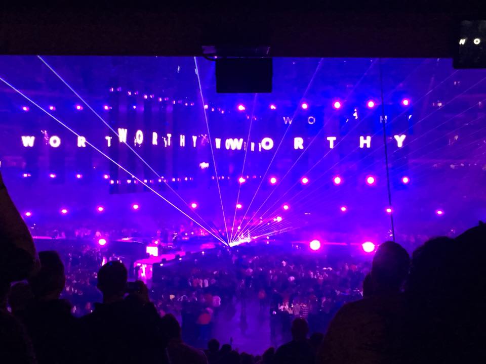 timjamesvargas's tweet photo. T'was an amazing experience with equally amazing people praising and lifting up an even more so amazing God #Passion2017 #GroupSriracha https://t.co/MQHXEj6rmX