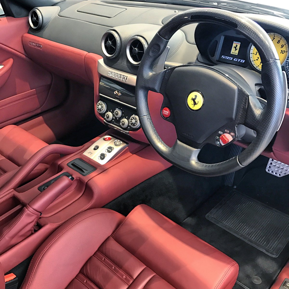 brisbaneferrari's tweet photo. Driver's Seat
#Ferrari #FerrariBrisbane #599GTB #Ferrari599GTBFiorano https://t.co/xVZkOdSerf