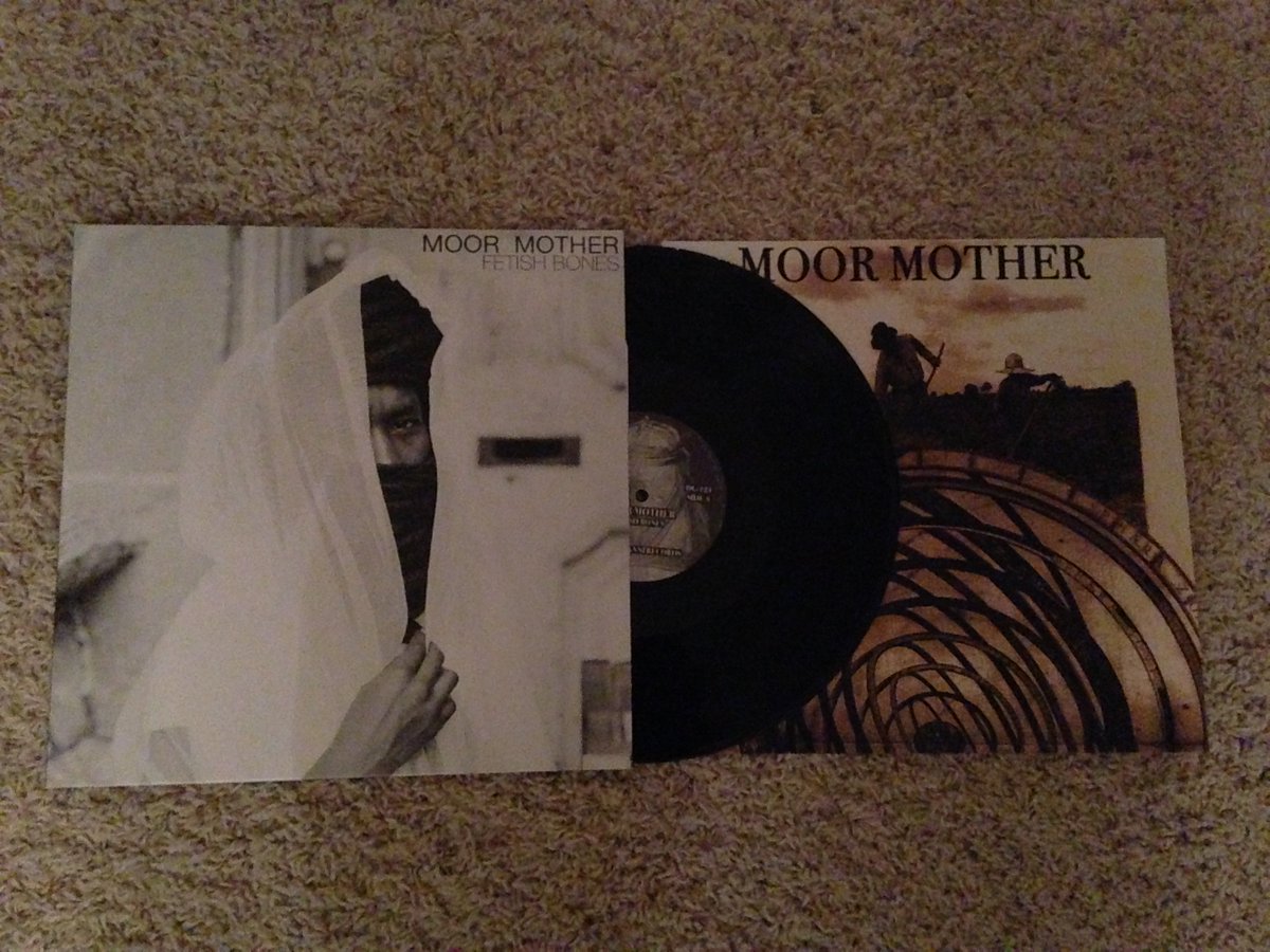 juliansage's tweet photo. Just got one of 2016's best in the mail today.... #MoorMother #FetishBones #vinyl #BestOf2016 @moormother @DonGiovanniRecs https://t.co/5FlP7Kmy6t