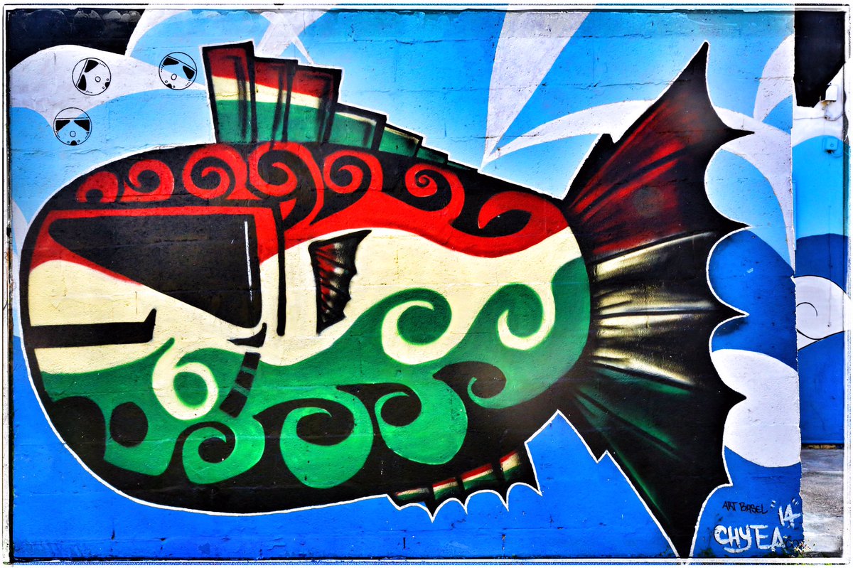 TokidokiNomad's tweet photo. Artist #chytea #mitroopers in #miami #florida #usa #streetart @urbanblackfish @PengeStreetArt @googlearts @HuffPostArts @Janalinesworld #arr https://t.co/40AUYNWOdD