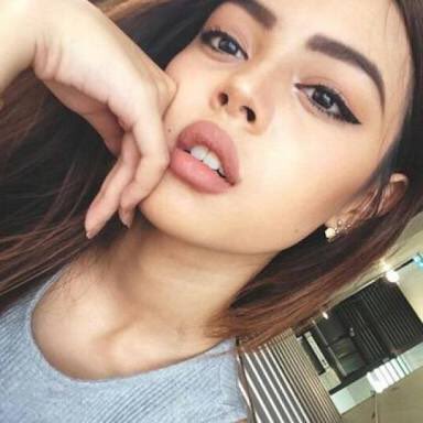 Sarahriiico's tweet photo. @lilymaymac HAS SEXY LIP💋💄
この唇欲しい😩😘 https://t.co/ue2WCbyClx
