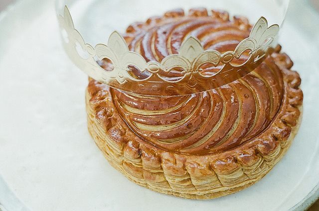 France In The Ph Galette Des Rois Is A Cake Served Every 6 1 To Celebrate The Epiphany Inside It Is The Feve Whoever Gets It Is The