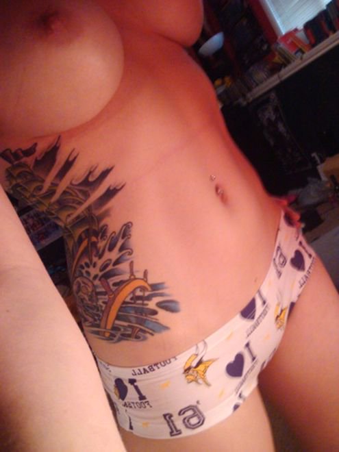 CynthiaDi23's tweet photo. >>> <<< #Cholet #dating amateur #masturbate kink #onlinecammodel nipples #sensual #putirica https://t.co/jdtlxNMkjQ
