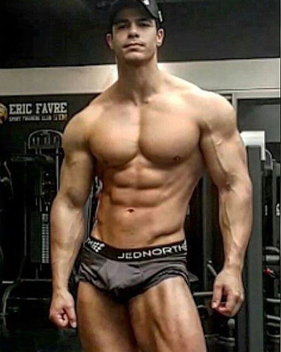 C1dWVysXgAAj0Y7.jpg:large