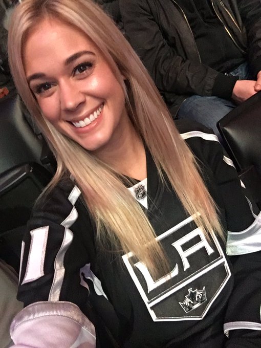 Bailey bring me @Popcornopolis please 😻 seat 7 Row 7 https://t.co/NNBaNUhwjw<a class="tags" target="_blank" title="On Twitter" href="/?out=eyJ0eXAiOiJKV1QiLCJhbGciOiJIUzUxMiJ9.eyJpYXQiOjE3MjExMjAwMDQsImlzcyI6InR3cG9ybnN0YXJzLmNvbSIsIm5iZiI6MTcyMTEyMDAwNCwiZXhwIjoxNzUyNjU2MDA0LCJyZWRpcmVjdF91cmwiOiJodHRwczovL3R3aXR0ZXIuY29tL1BvcGNvcm5vcG9saXMifQ.Nj4PyYDJcAAQdVDEvSzn-Gm_IYFabjj5ymn5ZvoW8NZxXNfoAKma5yzk6oiq26oRcuEWfFkRopFNk1MYocqiXA">@Popcornopolis</a><a href="/tag/calvinklein"class="tags"><span>#calvinklein</span></a>