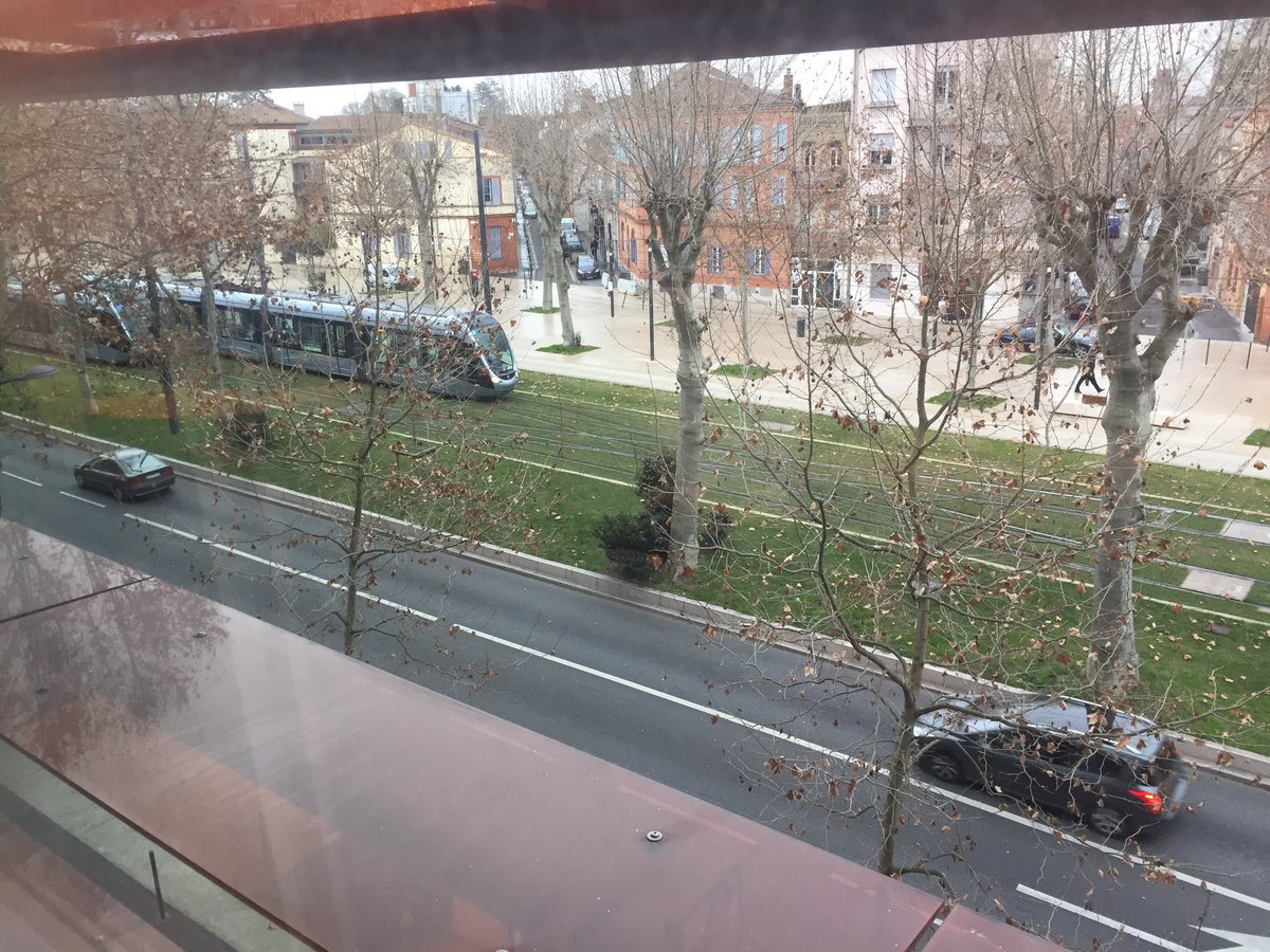 Pas mal la vue de mon bureau non ? Tgi de toulouse