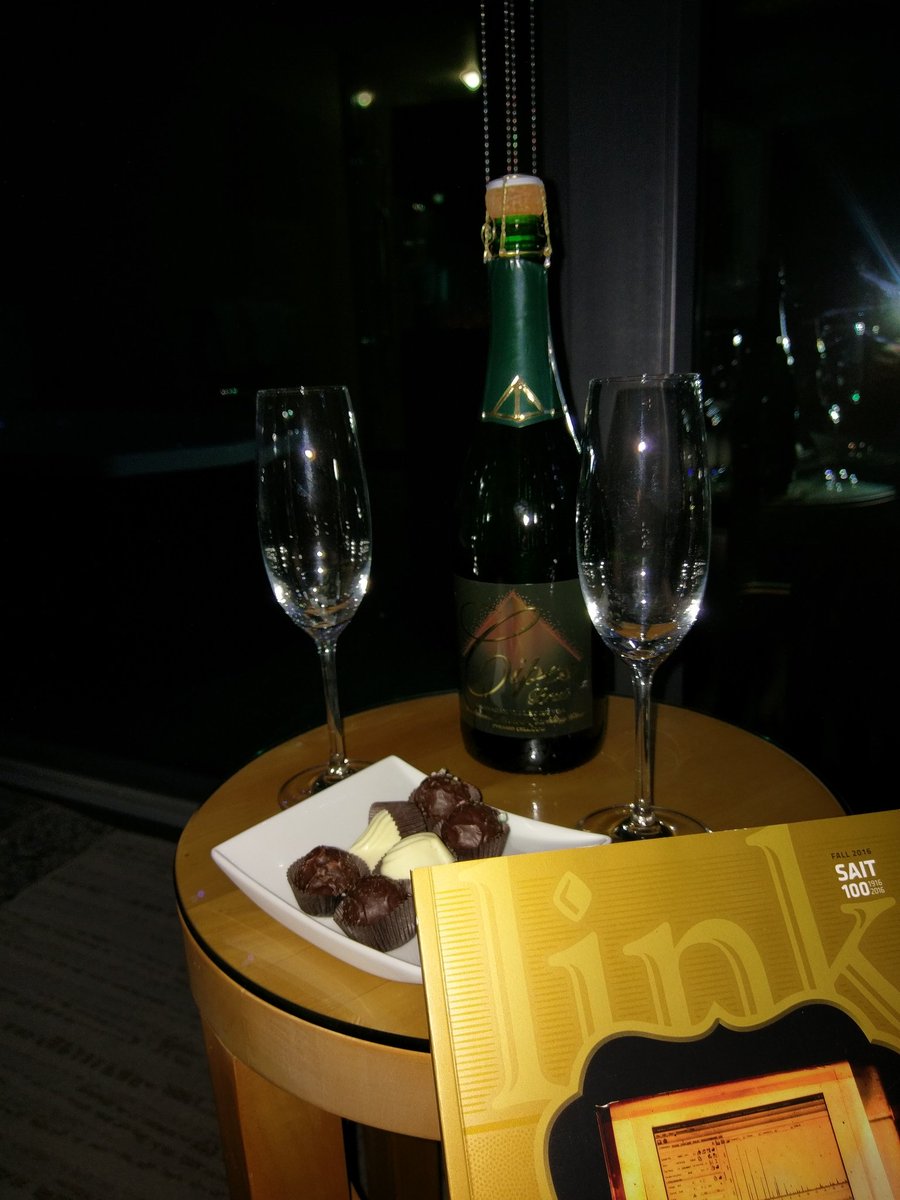 Coritheawesome's tweet image. Relaxing with my #link  as #sait100 year wraps up