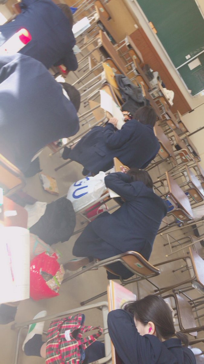 WeareYNBBC's tweet photo. 力尽きた笑
早すぎる件爆笑
クソ眠い。。 https://t.co/BQSTzQOflh