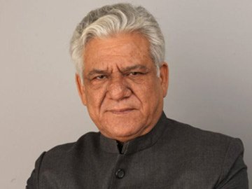 Hbhaipk's tweet photo. We miss u legendary shri Om  Puri .. https://t.co/E8LT4Kagx6