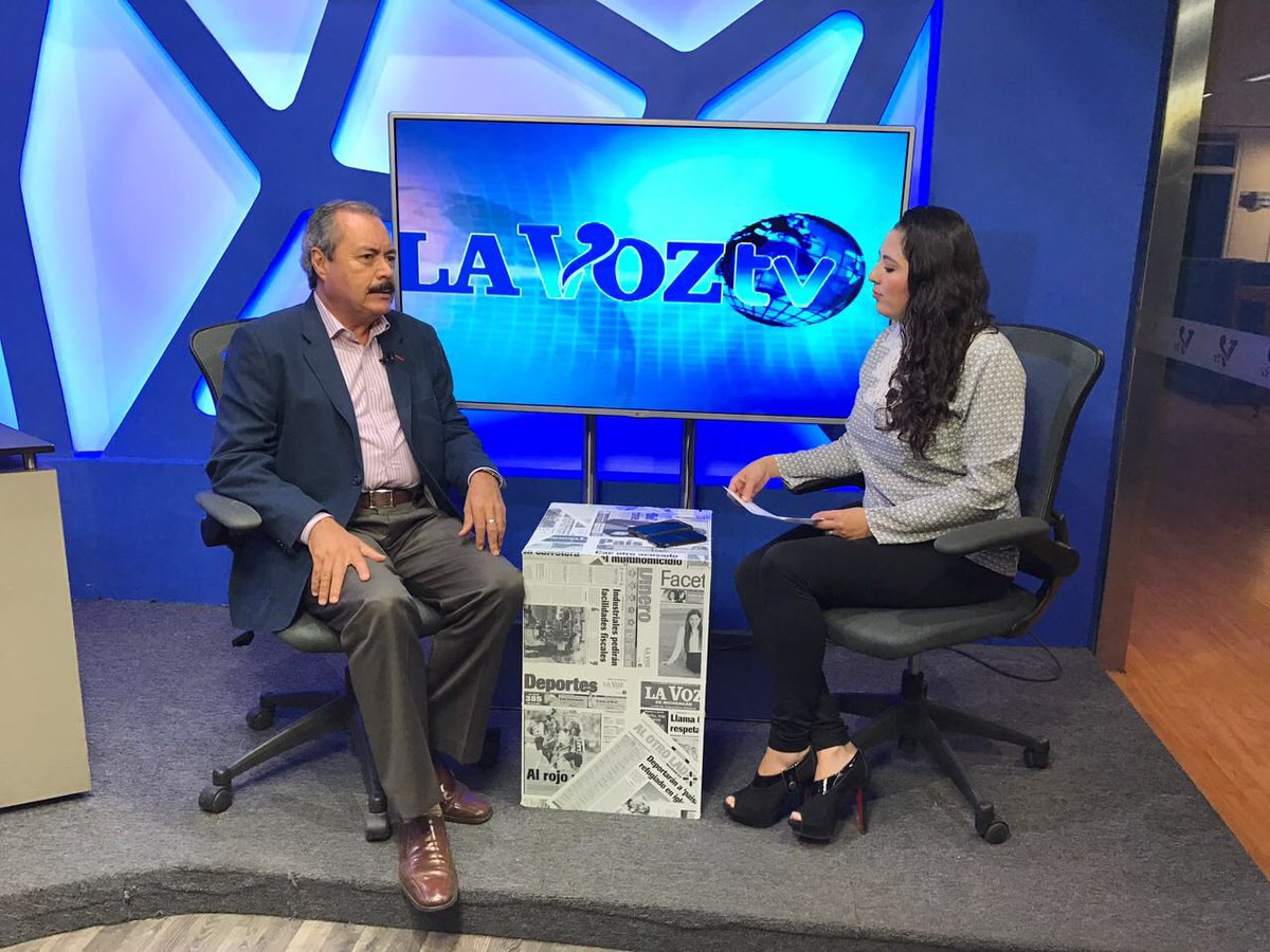 Agradezco a la <a href="/vozmichoacan/">La Voz de Michoacán</a> y <a href="/voztv/">frankie</a> la oportunidad de informar de las actividades del <a href="/CDEPRIMICH/">PRI Michoacán</a>