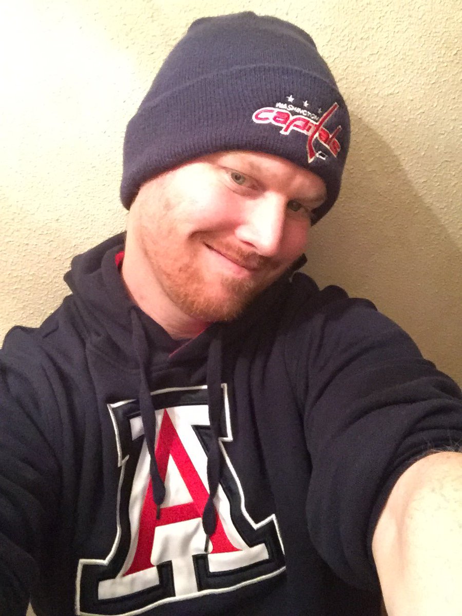 GeorgiaPeach_07's tweet image. #APlayersProgram #UTAHvsAZ #NCAACBB #ESPN Me showing my #BearDown pride as I cheer on @APlayersProgram vs. the @Runnin_Utes on @FS1, 🔥🏀‼