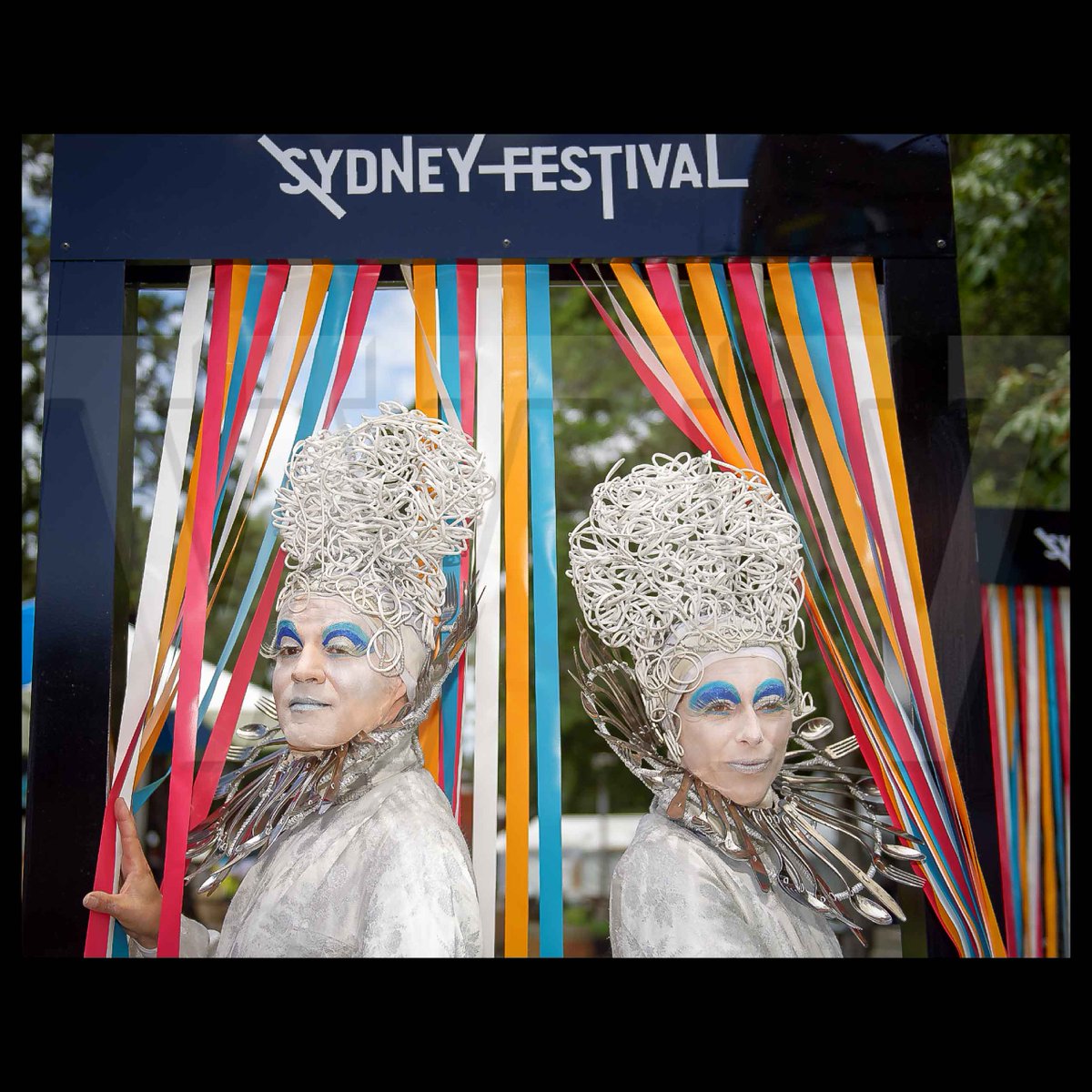 thinkingmedia's tweet photo. Wild Media Call 4 @sydney_festival Opening More Pics here https://t.co/UU3DiVLUSY  Runs from 7-29 January #SydFest https://t.co/ICuzSKOahy