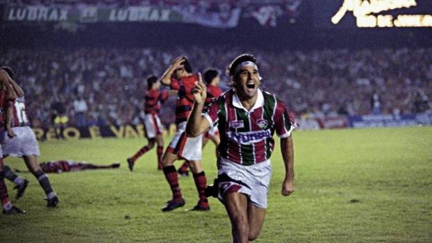 noataque's tweet photo. Há 22 anos, Renato Gaúcho marcava o lendário gol de barriga que deu o título carioca de 95 para o Fluminense contra o rival Flamengo. https://t.co/fmug0A9byh