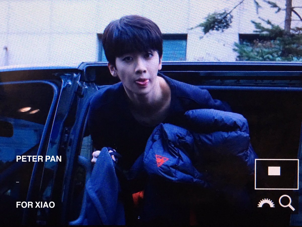 170106 뮤뱅재출근 [프리뷰]

#샤오 #XIAO #업텐션  #UP10TION  #BURST #하얗게_불태웠어 <a href="/UP10TION/">업텐션(UP10TION)</a>