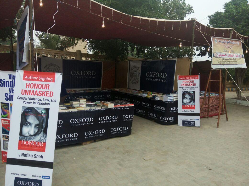 ShahNafisa's tweet photo. To hyderabad, Sindh's growing cultural hub to speak on my book at the Hyderabad literary festival #HLT2 #HonourUnmasked https://t.co/V3qSraRu91