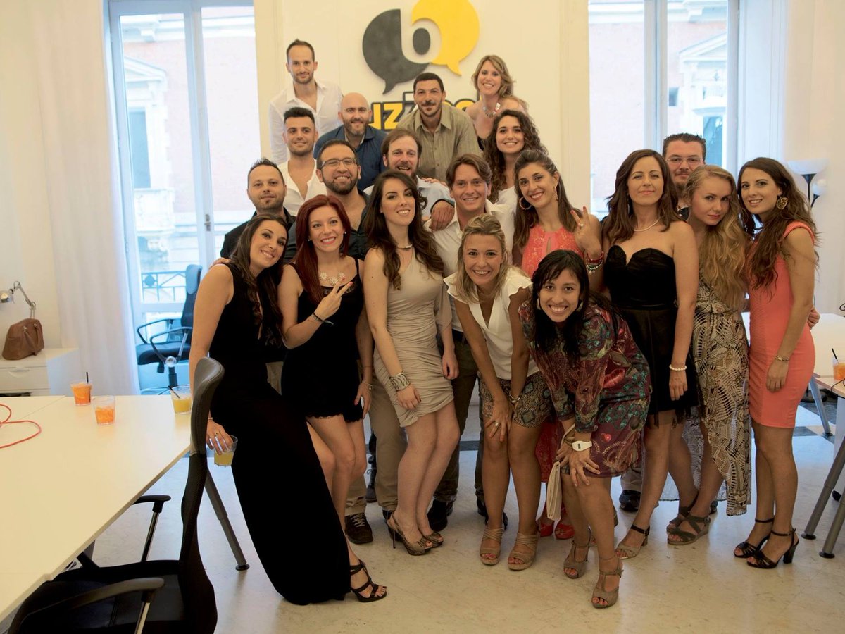EconomyUp's tweet photo. .@Buzzoole, 830mila dollari per la #startup di influencer marketing https://t.co/LTdgirzGFy #finanziamenti https://t.co/MPtqd3BnCm