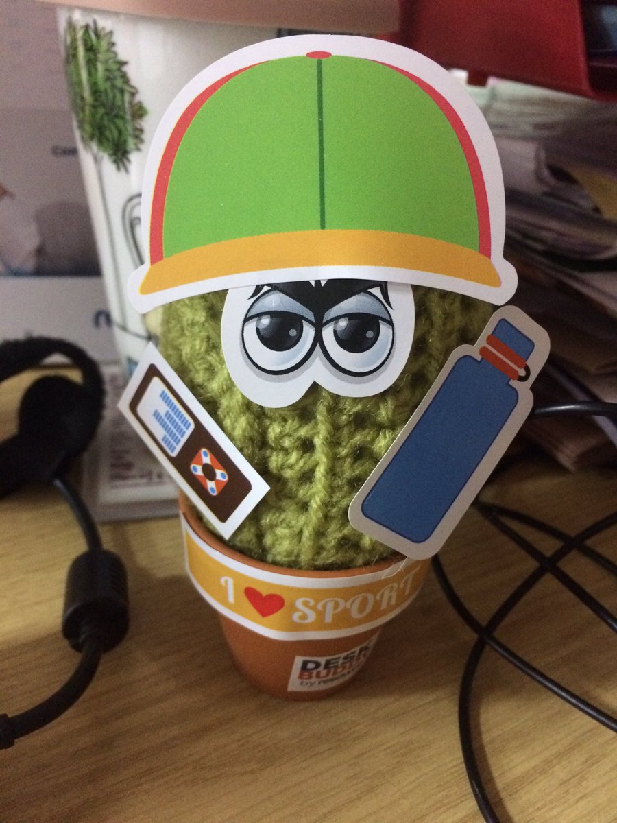 Maili_L's tweet photo. She's here! #DeskBuddyUK @WeAreResource https://t.co/yeN6p8Isg1