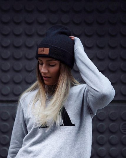 shopappearance's tweet photo. Feeling cold?❄️ Our sweats and beanies are on sale now. Check it out at https://t.co/ii8XCKn8fj https://t.co/9ztz07rn03