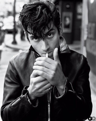 Happy birthday to my daddy Alex Turner. 