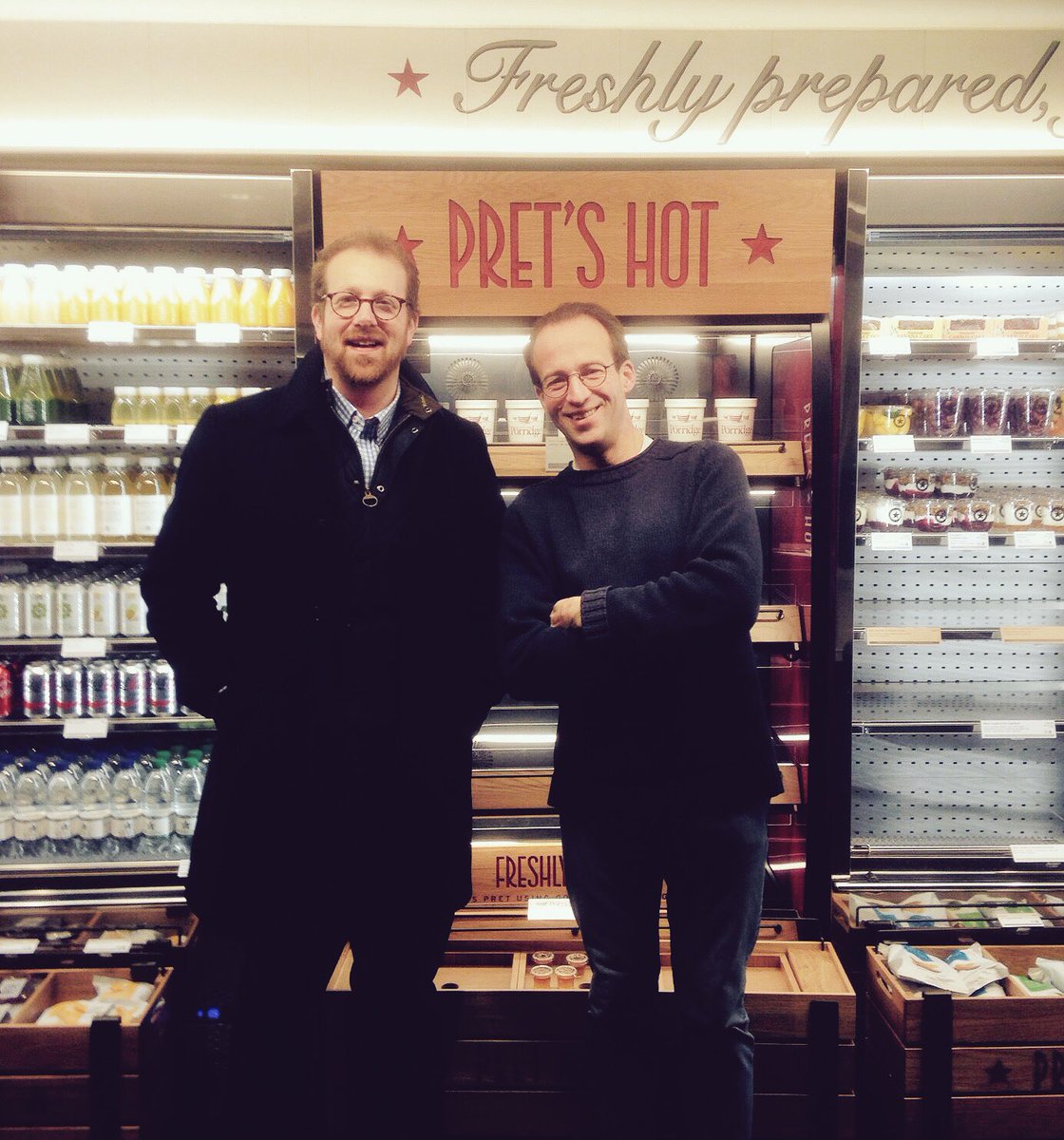WinCollMusic's tweet photo. New @Pret in Winchester. Don't worry, Music School well-represented! #firstthroughthedoor #7am https://t.co/S14EjfBQiY
