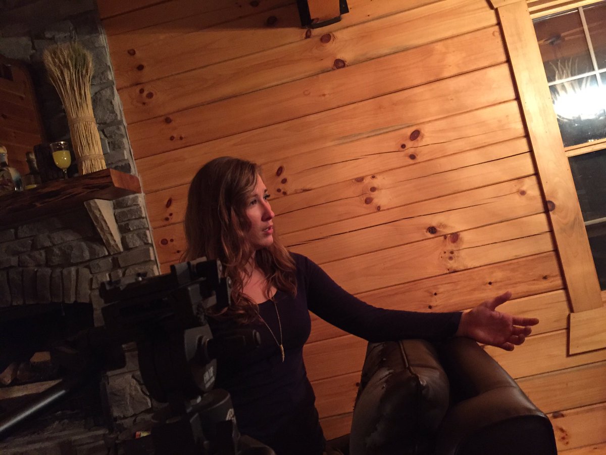 BleedingEdge14's tweet image. #directormcdevitt #clarityashortfilm #latenightfilming #alltogethernow #bosswoman