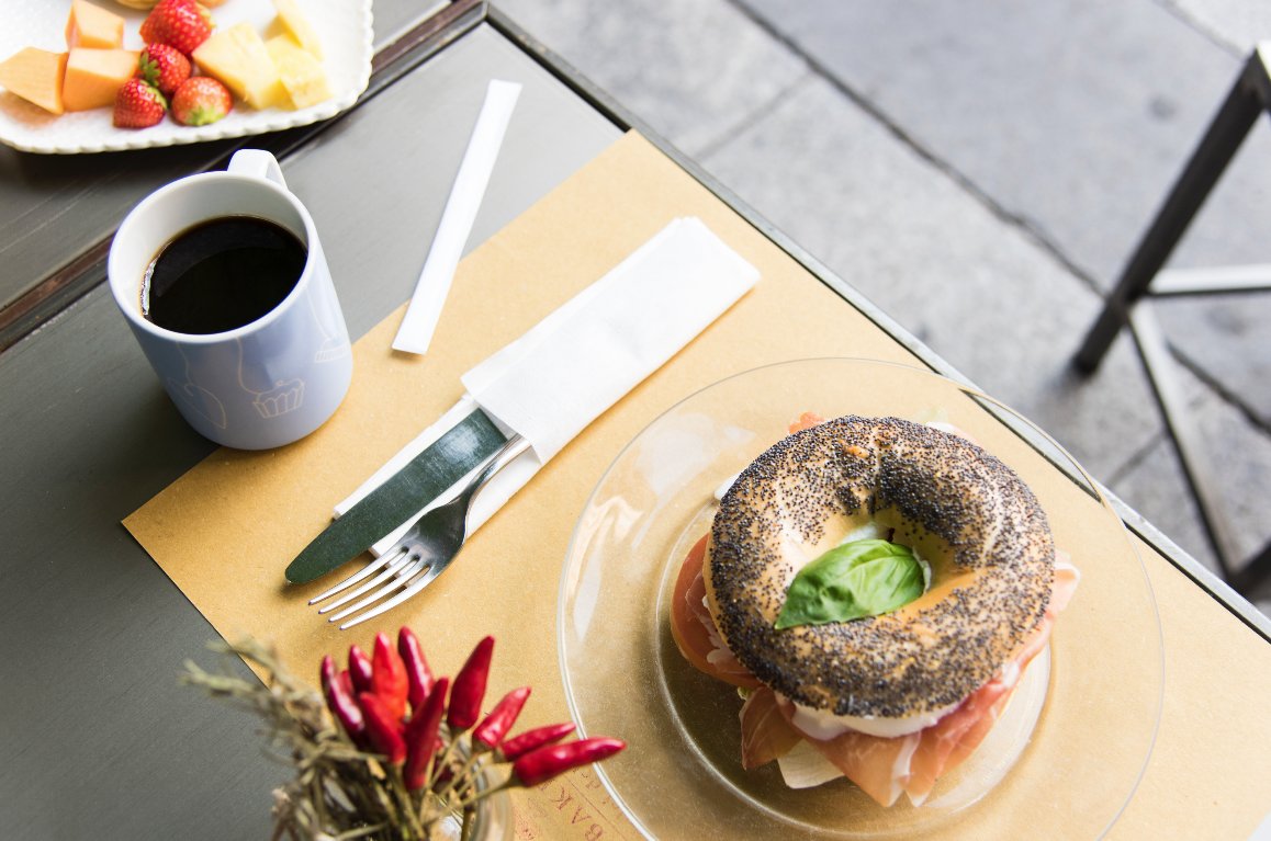 california_bee's tweet photo. Come state passando le feste? Noi, oggi, sabato e domenica vi aspettiamo per il brunch! #brunch #madewithlove https://t.co/M5hdtk9gcy