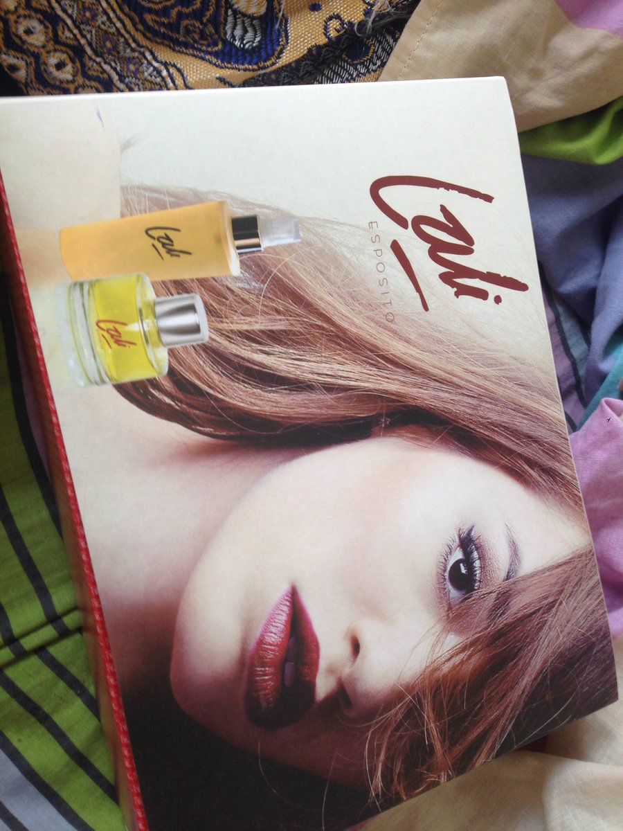 orne_scorza's tweet photo. Acá pasaron los Reyes! ❤
El mejor perfume lejos! 🙌💥 @laliespos https://t.co/lndM1ornJk