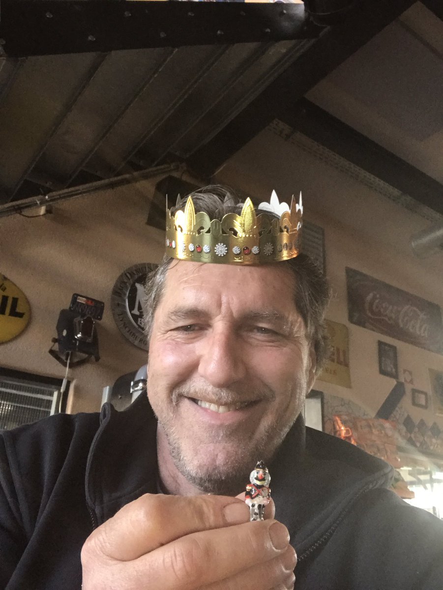 URSERBACHER's tweet photo. And the King is ? https://t.co/wIpZEQ1mGk