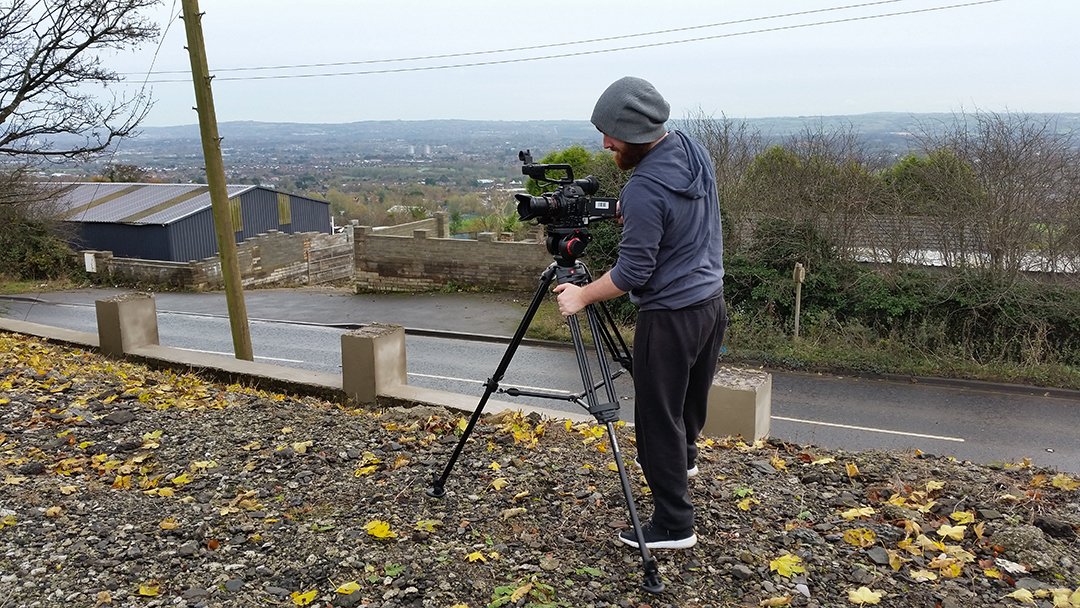 DrawnInPen's tweet photo. @MickSeanOHara playing with a #C100 . #Manfrotto #504HD #producer #director #dipp #drawninpen #drawninpenproductions #videoproduction #canon https://t.co/IbYXlPOU8l