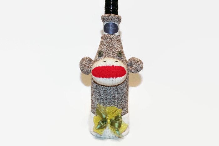 MunkeeLady's tweet photo. Sock Monkey Wine Bottle Cosy, Bottle Cosy, Sock Monkey Bottle Cosy, … https://t.co/4Awq0TqkQv #Etsymntt #UnderTwenty https://t.co/5QZzIZCRXE