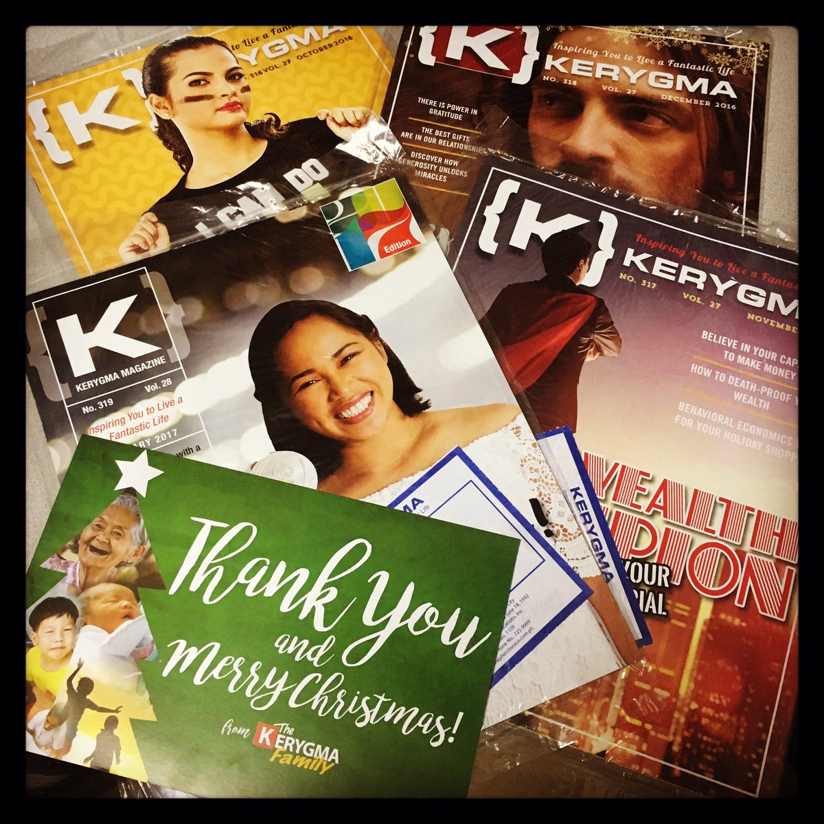 jenbabeeeyy's tweet photo. Merry Christmas too my virtual family #KerygmaFamily #KerygmaMagazine #inserviceforothers #blessings #morereadings #morelearnings #thankyou https://t.co/NYtBu2n6Ph