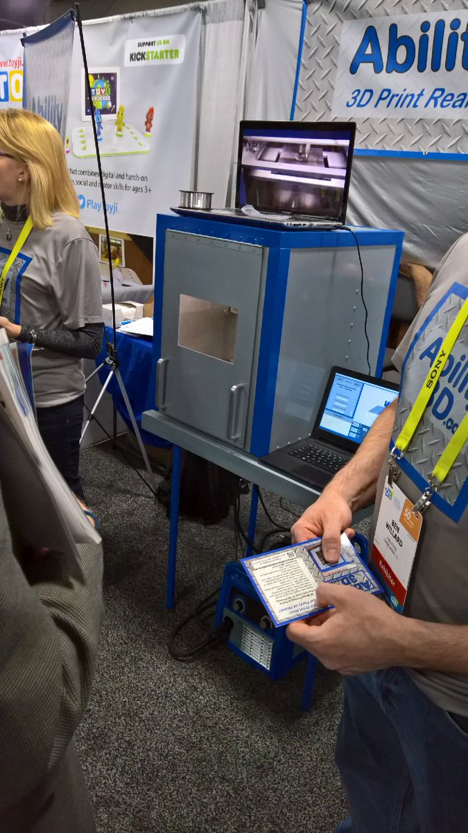 ShingDigitalInc's tweet photo. Metal 3D printer invented in the founders garage. #ces2017 #ability3D https://t.co/sbTJDEnp5I