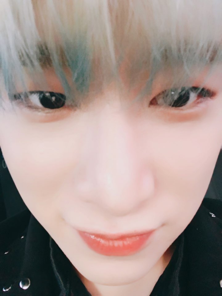 OfficialMONSTAX's tweet photo. [#원호] 태국 몬베베 조금 있다 보자! 잘 다녀올게👋👋 https://t.co/yAFhde14ue