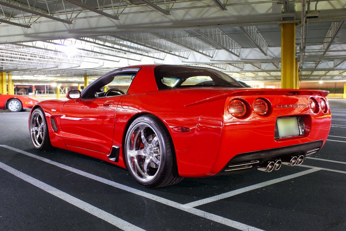 CorvettePassion's tweet photo. How about some #FRC action to start this fine Friday morning? #FixedRoofFriday #CorvettePassion #Corvette #C5 #Z06 #C5Z https://t.co/qa1zsIYzst
