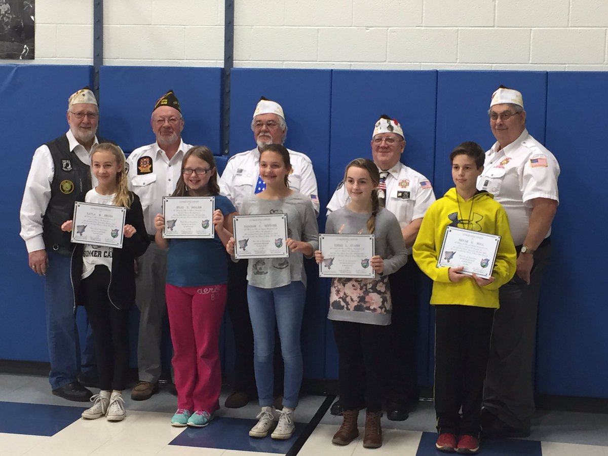 MrsWLovesToRead's tweet photo. @LocustGroveElem Patriot Pen winning author's. We are so proud! #rl2016 https://t.co/UnVSS8gSFc