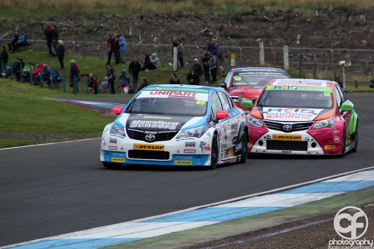 carryfiasco's tweet photo. 68 days until #BTCCisBack
#potd is @Tomingram80 and @EppsRacer at Knockhill
#becausemaths #pretendollieisntthere 🙄 https://t.co/f3Pz1PLGDq