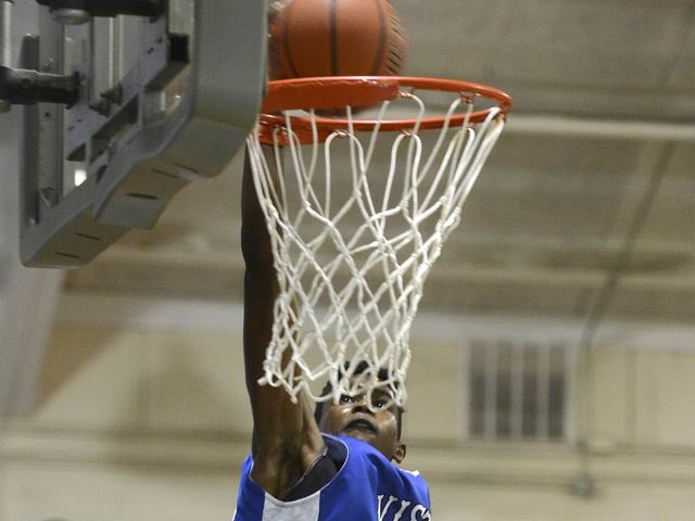 _CobraHoops's tweet photo. Few pics from the @RockledgeHoops Holiday Classic against @MelHigh321 Cobras lost 70-56 https://t.co/iUKfsNLaPo