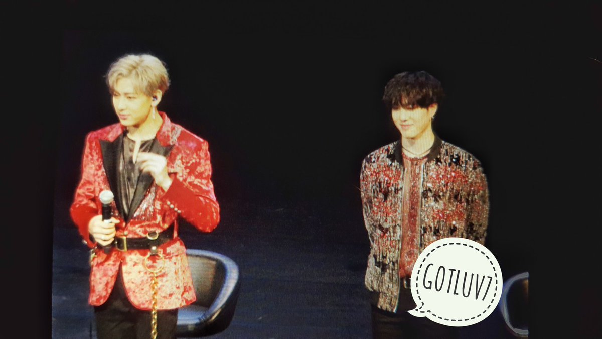 GOTLUV7's tweet photo. 170106 Taipei Fan Meeting Preview

#TURBULENCEintaipei #GOT7 #GOT7inTaiwan #갓세븐 #BamBam #뱀뱀 @BamBam1A #Yugyeom #유겸 https://t.co/6k1e2r0MU6