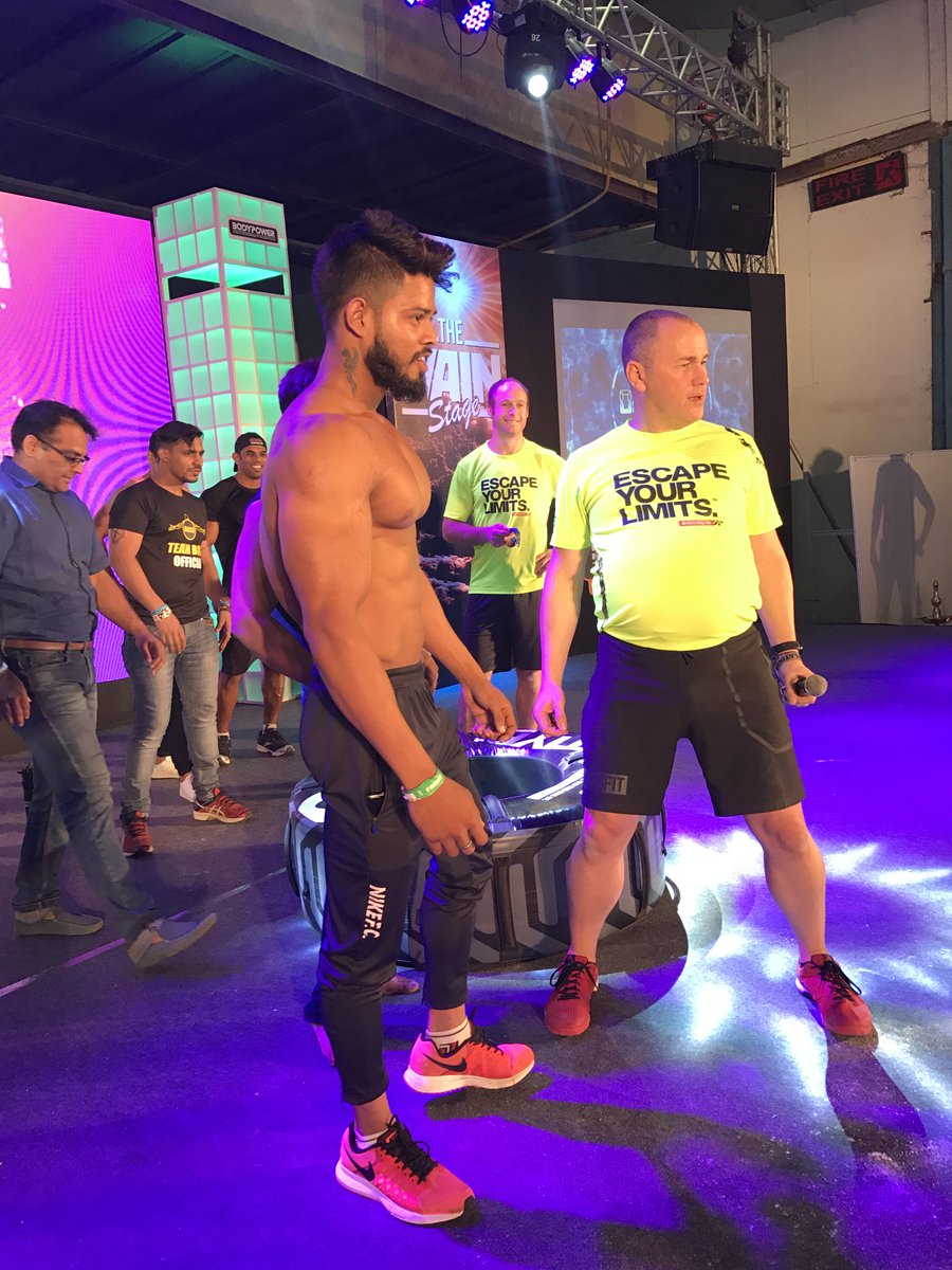 escapefitness's tweet photo. #TIYR challenge in full swing @BodyPowerExpo These guys know how to train like champions #EscapeYourLimits #BodyPowerIndia https://t.co/qArIx1dv2X