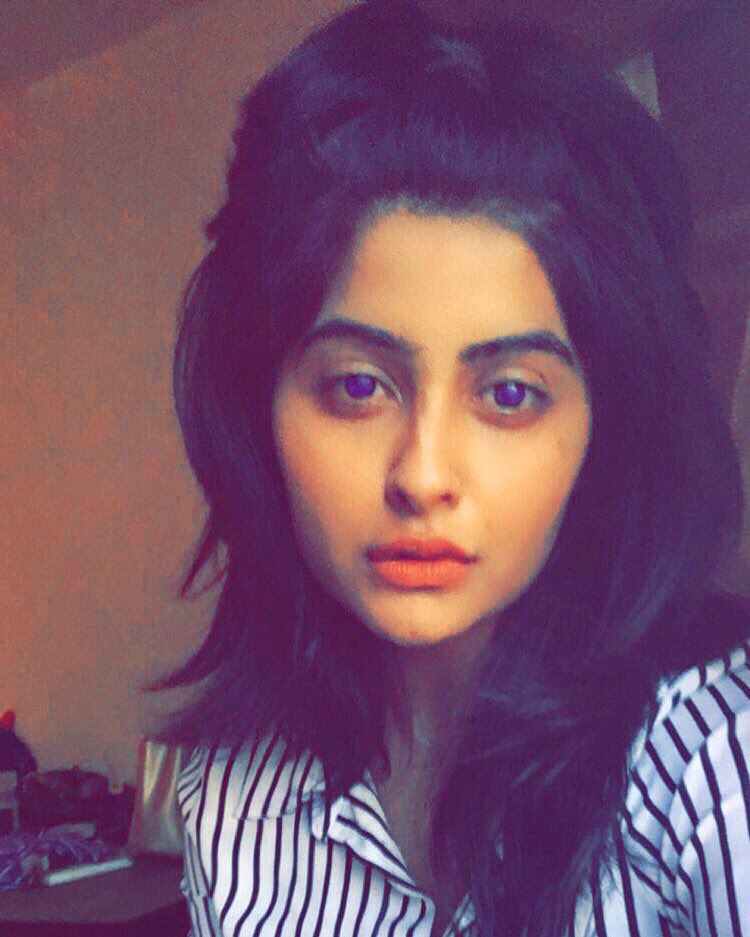 itsyuktiikapoor's tweet photo. Maybe just too innocent for my eyes😋👀 https://t.co/tcqnMyfSlw