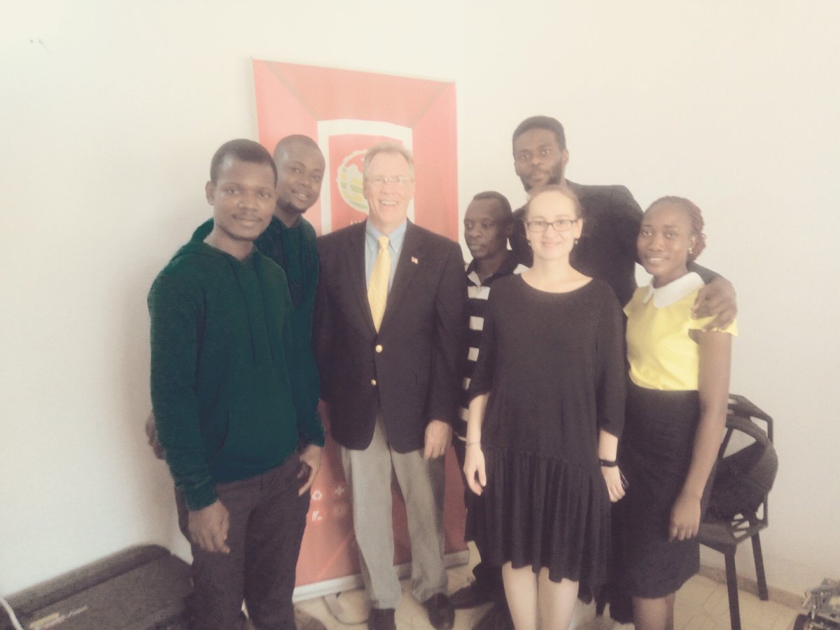 urbanattic_'s tweet photo. Very honored by the visit of #US ambassador this morning at @woelab @USEmbassyLome @FabFndn @senamekoffi @nativ_IS https://t.co/DXYcRZd31w