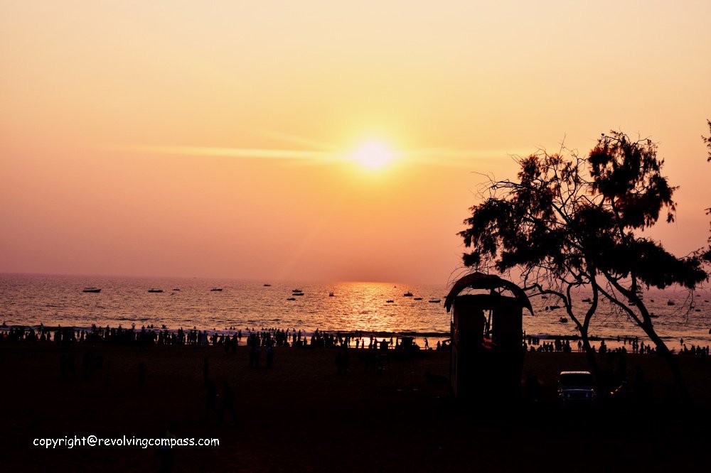 TwitAbhishek1's tweet photo. Goa is not just about beaches.It has many more to offer and one of these is shopping https://t.co/EN0nb94lLa    #goa #goashopping #sea#beach https://t.co/gfdZETsK0f