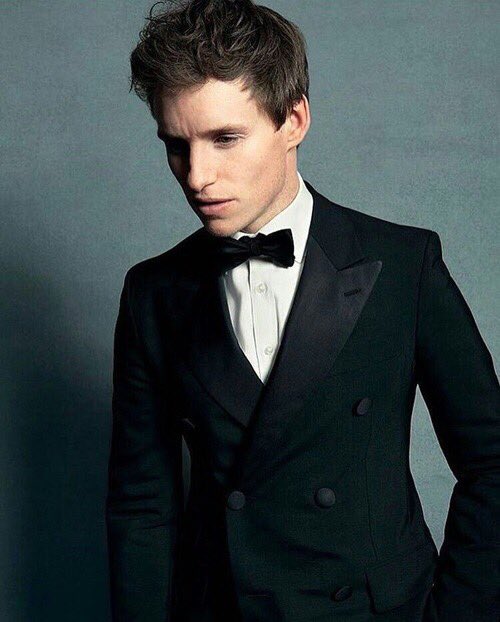 Happy Birthday Eddie Redmayne
One of the best actor in this world 